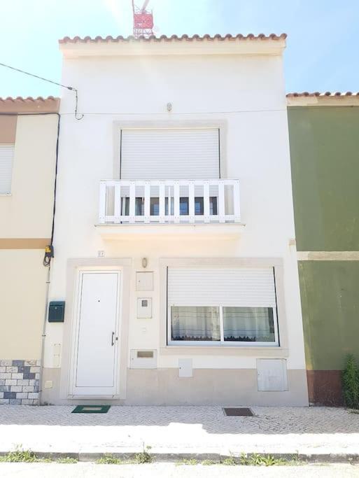 Casa De Praia Acolhedora/ Cosy Beach House Marinha das Ondas Kültér fotó